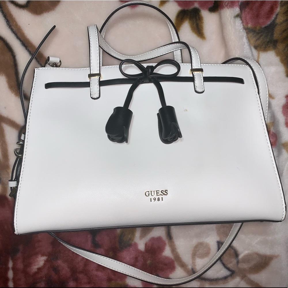 Guess Leather Handbag